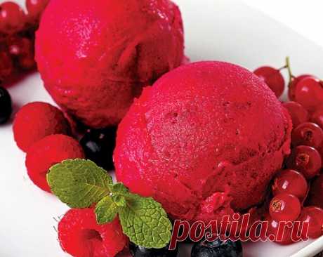 Мороженое из красной смородины