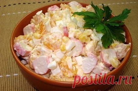 Королевский рецепт изумительно вкусного салата! Этот салат настолько вкусный, что им невозможно наестся. Он очень нежный, с ароматом цитруса и с умеренной остротой. Ингредиенты замечательно сочетаются между собой и обязательно порадуют всех своими вкусовыми качествами...