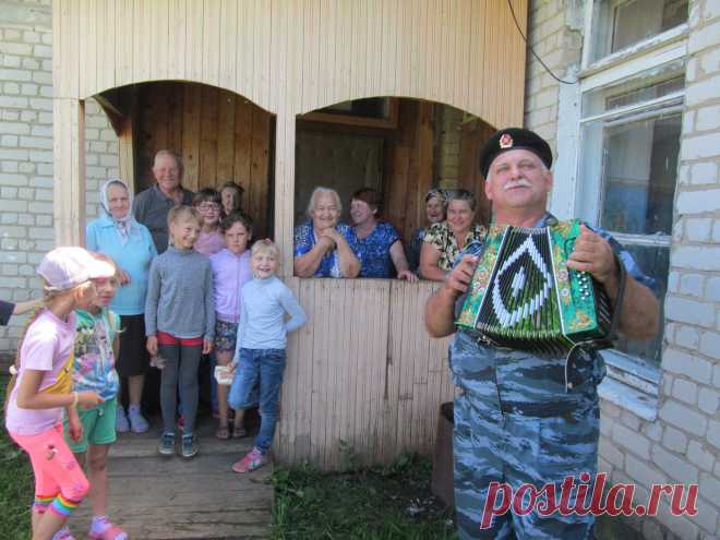 Сергей Борискин исполняет частушки в с. георгий