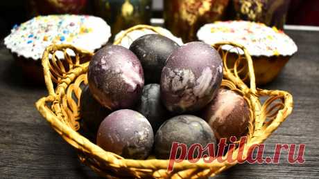 Показываю, как я крашу яйца на Пасху без краски: бюджетно, быстро и просто
Крашанки — именно так у нас в Украине называют яйца, которые красят разными цветными красками. Это незаменимый атрибут праздника, который совсем скоро будут праздновать все православные. Раньше, ещё наши бабушки и прабабушки учили нас красить яйца луковой шелухой. Но чтобы яйца имели необычный цвет их можно покрасить нашим любимым чаем «Каркаде». Яйца отлично красятся этим […]
Читай дальше на сайте. Жми подробнее ➡