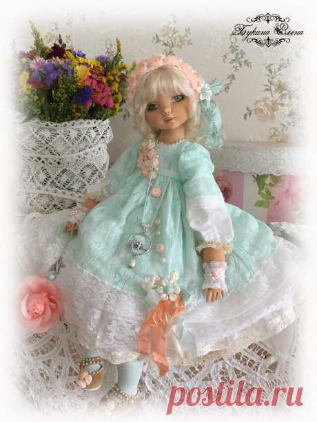 #текстильныекуклы#коллекционныекуклы#авторскиекуклы#artdoll#dollartist#doll#dollmaker#fabricdoll#textiledoll#embroidery#embroidereddoll#interiordoll#clothedoll#handmade#handmadedoll#интерьернаякукла#хендмейд#рукоделие#handmadedoll#кукларучнойработы#коллекционнаякукла#интерьернаякукла#ярмаркамастеров#будуарнаякукла#куклаболтушка#кукольнаяодежда#ручнаяработа#купитькуклу#кукольнаяобувь