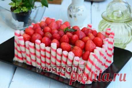 Клубничный торт с банановой прослойкой и вафельными трубочками рецепт с фото, как приготовить на Webspoon.ru