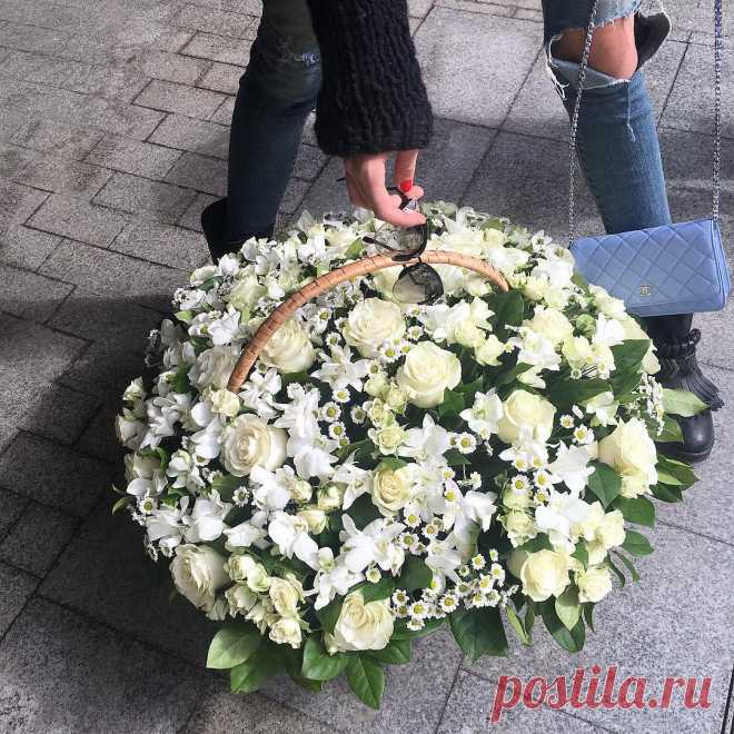 Alesya Kaf в Instagram: «Awww,good morning✨🌤💐 #loveisintheair» 10.4 тыс. отметок «Нравится», 12 комментариев — Alesya Kaf (@kafelnikova_a) в Instagram: «Awww,good morning✨🌤💐 #loveisintheair»