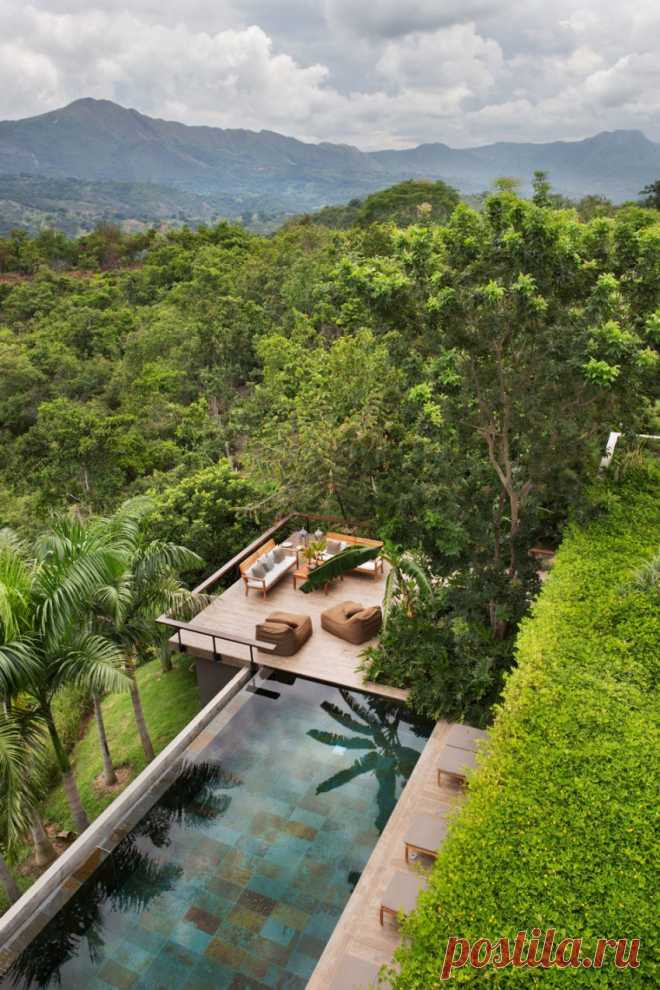 Alberto Burckhard + Carolina Echeverri Design a Tropical Home in Girardot, Colombia | HomeDSGN