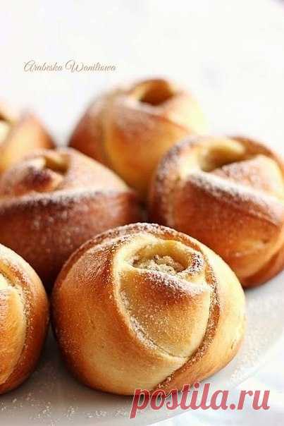 Дрожжевые сырные розочки своими руками