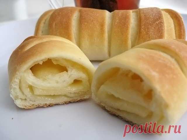Чайные булочки с плавленым сыром