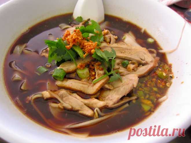 Наваристы утиный бульон, вкусный и простой суп из утки по малайзийскому рецепту
 