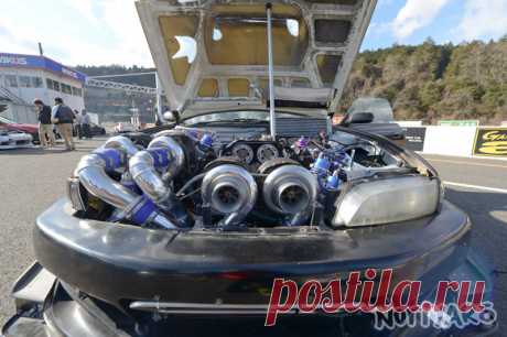 Четыре турбины в одном Nissan Silvia