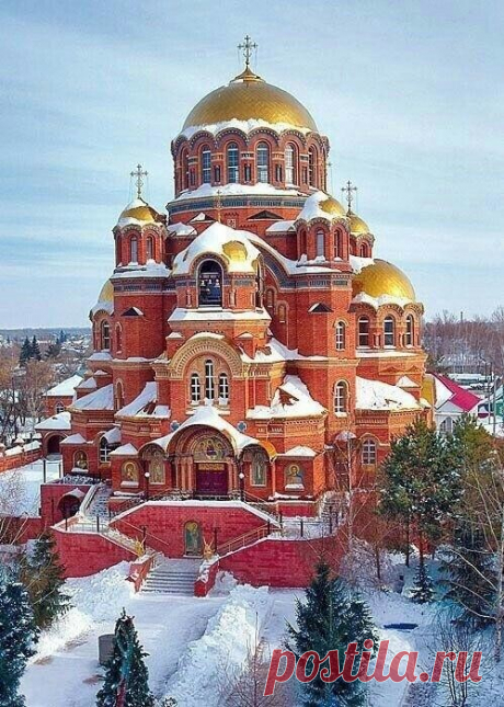 Храм в посёлке Саракташ, зимой! Оренбургская область. В 100 - км. от Оренбурга!