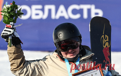 Надыршина считает Спартакиаду и чемпионат России по сноуборду соревнованиями одного уровня. В воскресенье чемпионка мира 2021 года стала победительницей Спартакиады в параллельном гигантском слаломе