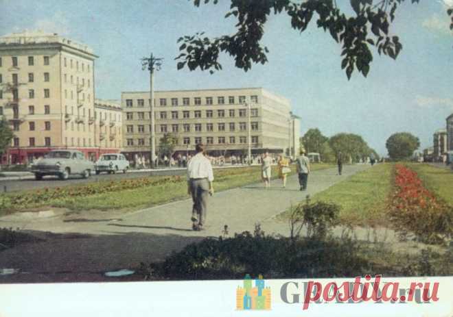 Барнаул, Россия - Площадь Советов - 1970-й год - г3800 | GRADY.ru