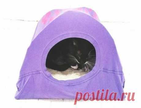 Палатка для кота из старой футболки