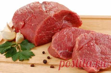 Секреты вкусного мяса 


1. Мясо станет нежнее, если за час до готовки его смо­чить водкой.2. Можно мясо перемешать с соевым соусом, оставить на ночь, а завтра жарить, оно получится очень сочным.3. Говядина, баранина получ…