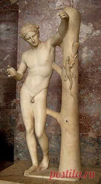 File:Apollo Saurocton Louvre.jpg — Wikimedia Commons