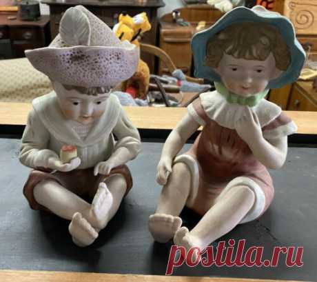Vintage 9" Porcelain Bisque Seated Twin Boy Girl Piano Baby Figurines Apple | eBay