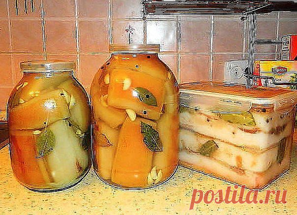 Предлагаю Вам приготовить самое вкусное сало. Советую взять на заметку этот простой и доступный рецепт вкусного сала, которых Вы легко сможете приготовить к ужину или на закуску. 
Попробуйте — не пожалеете! Закусочка получается невероятно вкусная, сметают влёт.

Ингредиенты:
• сало
• вода — 1 литр
• поваренная соль — 1 стакан
• лавровый лист — 3-4 штуки
• перец горошком — по вкусу
• репчатый лук — 1 штука
• чеснок — 3-4 зубчика
• черный молотый перец.

Как приготовить вкус...