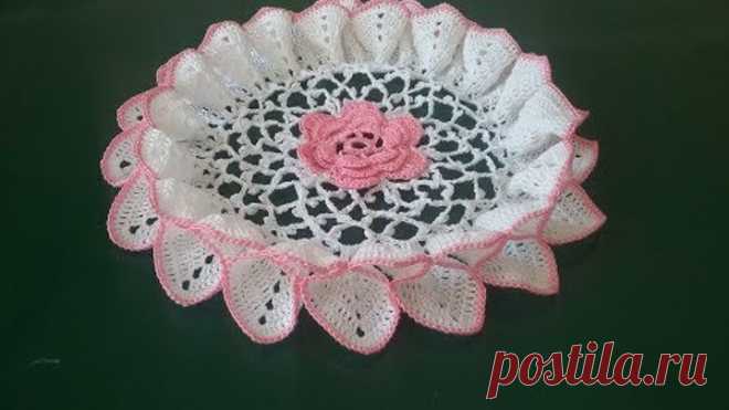 Салфетка объемная крючком/ Crochet napkin