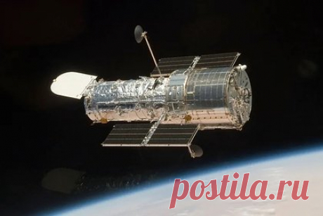 В США предложили поднять орбиту телескопа Hubble. Американские компании Astroscale и Momentus предложили поднять орбиту телескопа Hubble на 50 километров для перезапуска его работы в дальнейшем. Об этом сообщает SpaceNews. Издание пишет, что в мае компании представили совместное предложение на запрос НАСА, выпущенный в декабре.