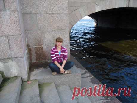 Я около Невы реки