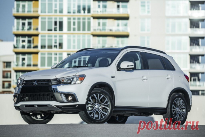 Смотри! Обновленный внедорожник Mitsubishi ASX 2018 модельного года Весной этого года в автосалоне в Нью-Йорке японский концерн Mitsubishi представил обновленный кроссовер Mitsubishi ASX. Внедорожник сочетает в себе усоверш
