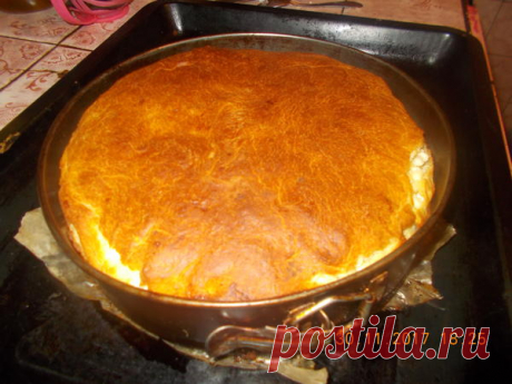 Простой и очень вкусный пирог с творогом (такой пирог можно печь и с вареньем)