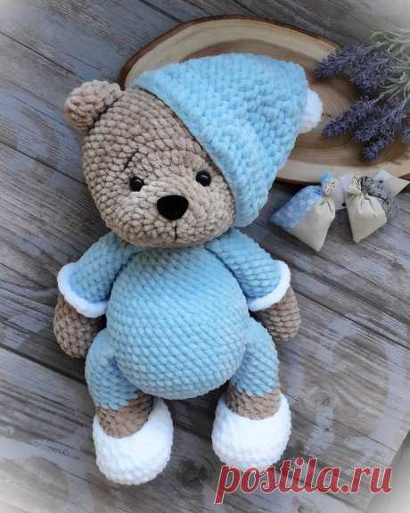 PDF Мишка Соня. FREE amigurumi crochet pattern. Бесплатная схема и описание для вязания амигуруми крючком. Игрушки своими руками! Медведь, медвежонок, teddy bear, oso suportar, ours, bär ayı, niedźwiedź, medvěd bära. #амигуруми #amigurumi #amigurumidoll #amigurumipattern #freepattern #freecrochetpatterns #crochetpattern #crochetdoll #crochettutorial #patternsforcrochet #вязание #вязаниекрючком #handmadedoll #рукоделие #ручнаяработа #pattern #tutorial #häkeln #amigurumis #diy #tutorialcrochet