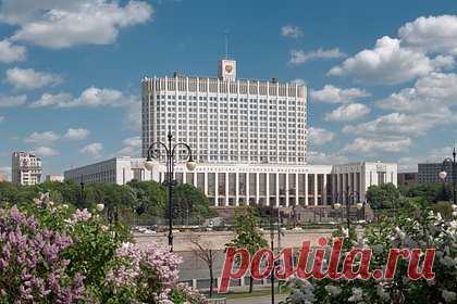 Законопроект об уголовной ответственности за русофобию поддержали в кабмине. Правительство РФ поддержало законопроект о введении уголовной ответственности за русофобию. Речь идет о появлении в Уголовном Кодексе новой статьи, предусматривающую ответственность за дискриминационные действия, совершенные иностранцами за пределами России в отношении граждан РФ.