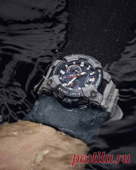 Бронзовые Tudor, Seiko в честь культового аниме и другие яркие новинки прошедшей недели  🤩 ⠀ 👍🏻 Часы Tudor.
Новая коллекция часов, вдохновленная культовым аниме «Темный дворецкий» (в оригинале «Ghost in the Shell»).
Коллекция состоит из пяти моделей: двух мужских и трех женских.
Всего около 100 экземпляров. ⠀ ⚡️ Часы Seiko.
Часы в стиле аниме «Mononoke-hime» от японского дизайнера Shinpei Ishihara.
Модель называется «The Angle of Life» и представлена в двух вариантах: с циферблатом из белого з…
