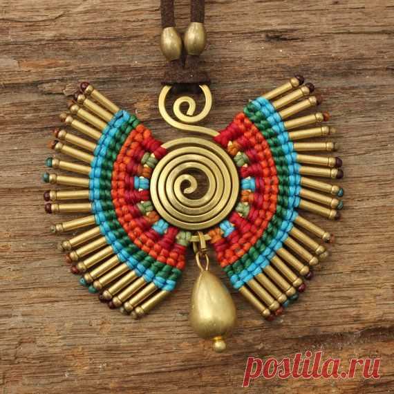 (11) Colorful woven cotton necklace with brass highlights | Хлопок, Ожерелья и Латунь