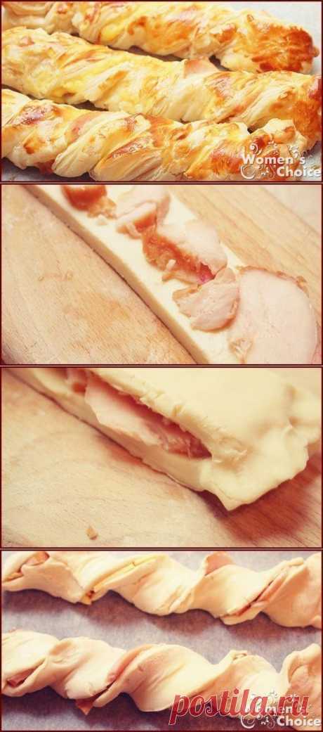 Слоёные косички с курицей и сыром, быстрый завтрак для всей семьи! Плюс чашечка кофе или ароматного чая с лимончиком взбодрят Вас с утра!!! Прекрасного дня! | Банк кулинарных рецептов