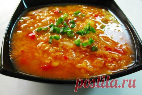 Пикантный суп с чечевицей в индийском стиле