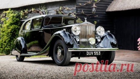 Rolls-Royce Phantom III 1936 – машина британского фельдмаршала (11 фото) | Чёрт побери За свой аскетичный образ жизни фельдмаршал Бернард Лоу Монтгомери, 1-й виконт Монтгомери Аламейнский, был прозван «спартанским генералом». Но все же была сфера жизни, от которой он требовал только лучшего – личный транспорт. Предпочтение он отдавал автомобилям Rolls-Royce. Для истинного британца фельдмаршала Бернарда Лоу Монтгомери, первого виконта Монтгомери Аламейнского, рыцаря ордена ...