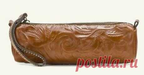 Patricia Nash NWT Women's Isla Oblong Case - Florence 887986004778 | eBay Authentic Patricia Nash Inspiring to One Who Love Travel. Exterior features Patricia Nash tooled floral patter and exquisite stitching. Beautiful and Functional Wristlet. 8.5" x 3.5" x 3". Antique brass hardware.