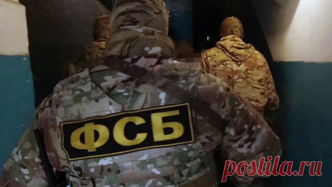 В Карабулаке продолжается контртеррористическая операция. В Карабулаке республики Ингушетия продолжается контртеррористическая операция. Об этом сообщает РИА Новости со ссылкой на источник в силовых структурах региона. По данным агентства, в регионе продолжает действовать режим ...