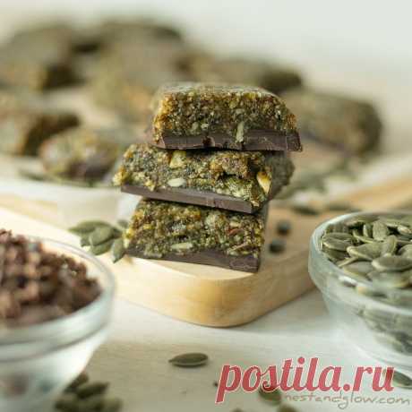 3 Ingredient Pumpkin Seed Chocolate Candy Is The Healthy Treat To Try Just three ingredients are needed in this easy candy recipe that is full of vitamins, minerals, fibre and protein. The pumpkin seeds are sprouted meaning the nutrients are better absorbed by the body. Pumpkin seeds 