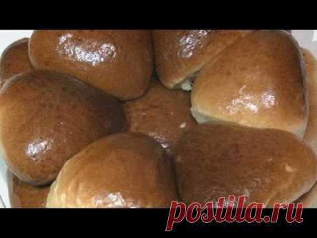 Дрожжевые пирожки,приготовление смазки-красивая колеровка.