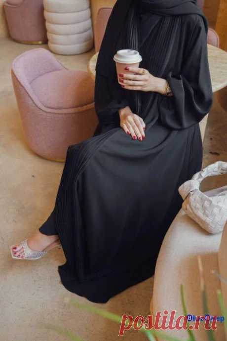 The Latest Trends in Abayas for 2024