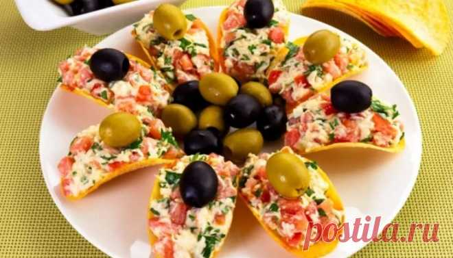 Закуски на Новый год 2020 - новинки вкусных и простых рецептов новогодних закусок Лучшие новинки рецептов закусок на Новый год. Готовьте с радостью и заботой!