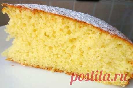 Пирог 12 ложек 🥐
Итальянский пирог 12 ложек отличается своей легкостью, отменным вкусом и простотой приготовления. С приготовлением такого пирога не возникнет никаких трудностей и не потребуются весы. Все измеряется ложками. Но самый главное, это вкус, он просто совершенен.
Ингредиенты:
яйцо 3 шт.
сахар 12 ст. л. (можно и чуть меньше)
подсолнечное масло 12 ст. л.
молоко 12 ст. л.
мука 12 ст. л.
разрыхлитель 7 гр.
цедра и сок половины лимона
по желанию сахарная пудра
Приго...