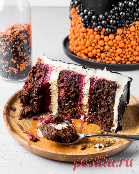 Бисквитный торт с шоколадом и вишней «Чаки — три ноль» | Andy Chef (Энди Шеф) — блог о еде и путешествиях, пошаговые рецепты, интернет-магазин для кондитеров |