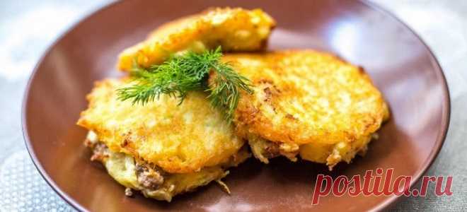 Картофельные оладьи с сыром, ветчиной и мясом - рецепты из пюре. Как приготовить картофельные оладьи без яиц?