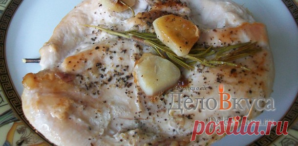 Куриное филе с розмарином и чесноком: жарим без масла