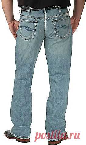 Джинсы Cinch® Mens Dooley Relaxed Fit Jeans – сочетают в себе классические и молодежные тренды современной джинсовой моды, законодателем которой являются США. Эти американские джинсы выполнены из Premium Denim плотностью 13,25 унций, состоящего из 100 хлопка. Шлифование, потертости джинсов сделаны вручную. Цена = 2 099 рублей с бесплатной доставкой.