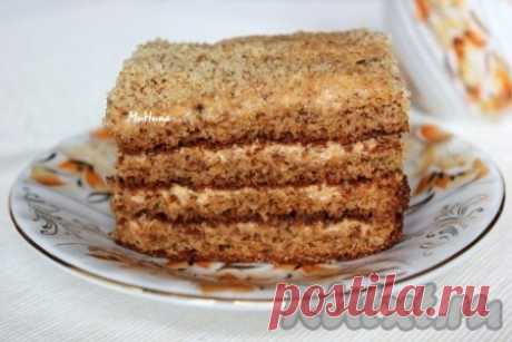 Медовый торт с грецкими орехами - 10 пошаговых фото в рецепте