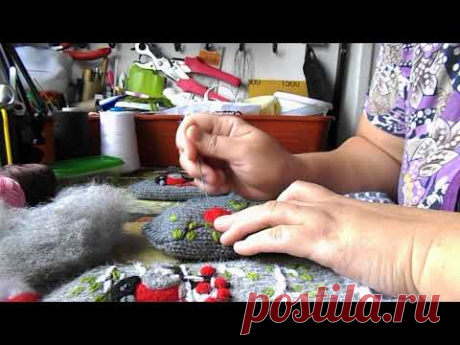 Как я делаю снегирей на рукавичках. - YouTube