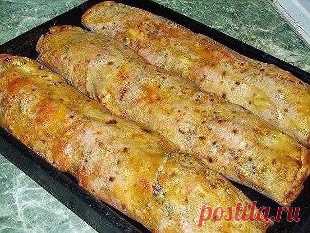 Фаршированный лаваш, запеченный в духовке, - отличная идея!