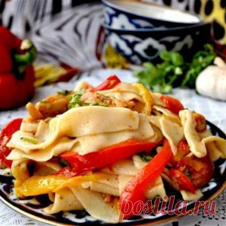 Салат с домашней лапшой и курицей рецепт – узбекская кухня: салаты