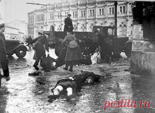 Государственные архивы РФ, хранящие фотодокументы о Великой Отечественной войне 1941-1945 гг. Сайт "Победа. 1941-1945". Подвигу твоему Ленинград нет равных !!!