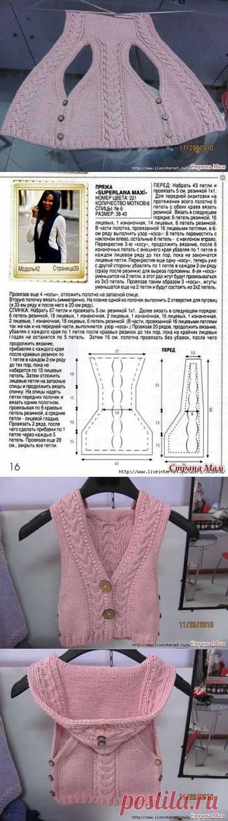 Оригинальный жилет с капюшоном.