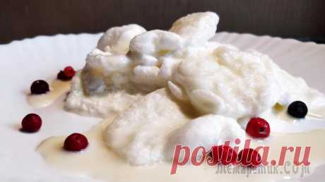 Снежки рецепт 1861 года, Boules de neige, Schneeflocken Очень необычный и интересный старинный десерт из доступных ингредиентов. Этот рецепт десерта из поваренной книги 1861 года "Подарок молодым хозяйкам или средство к уменьшению расходов в домашнем хозяй...